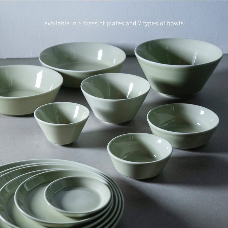 Stone 21cm Loveramics by Salad - (Bauhaus Plate Green)
